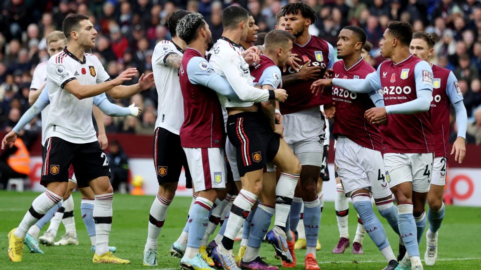 Cristiano Ronaldo Berkelahi dengan Bek Aston Villa Tyrone Mings